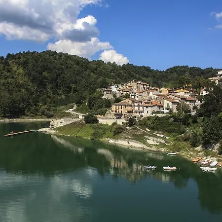 Holiday home Casa Vacanze Antico Poggio *