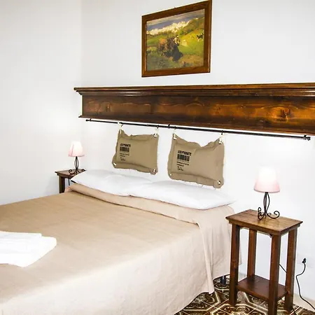Holiday home Casa Vacanze Antico Poggio *